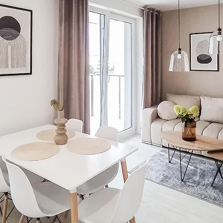 2 Bedroom Gorgeous In Апартаменты