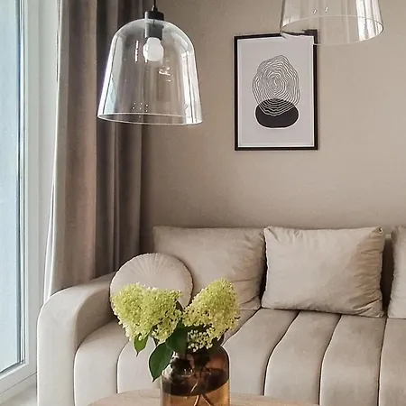 2 Bedroom Gorgeous In Апартаменты *